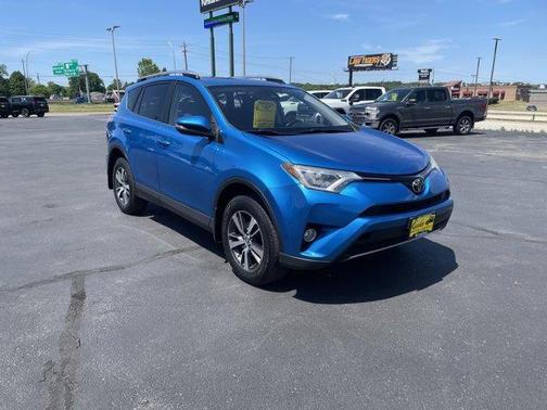 2017 Toyota RAV4 XLE