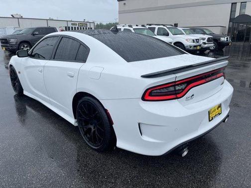 2016 Dodge Charger R/T Scat Pack