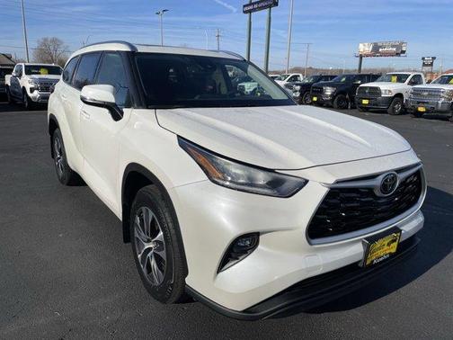 2021 Toyota Highlander XLE