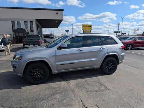 2021 Jeep Grand Cherokee Laredo X