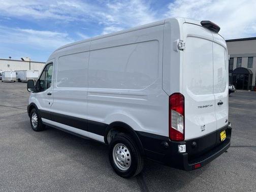2024 Ford Transit-250 148 WB Medium Roof Cargo