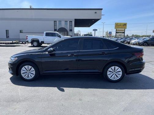 Black 2019 Volkswagen Jetta 1.4T S