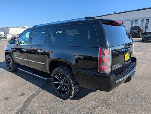 2009 GMC Yukon XL 1500 Denali