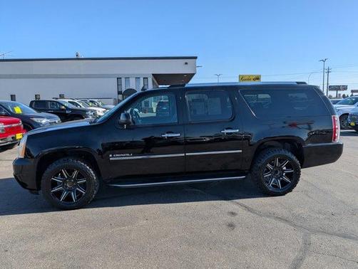 2009 GMC Yukon XL 1500 Denali