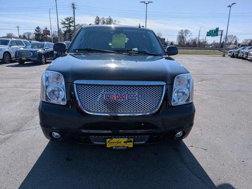 2009 GMC Yukon XL 1500 Denali