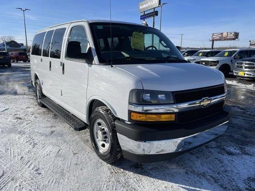 2018 Chevrolet Express 2500 LT