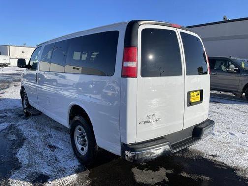 2018 Chevrolet Express 2500 LT