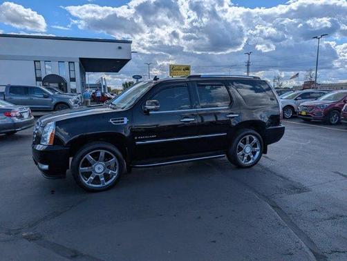 2009 Cadillac Escalade Base