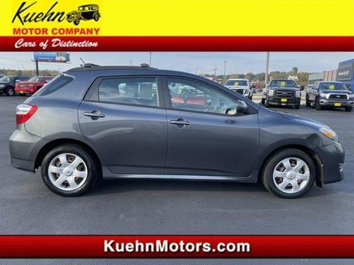 2009 Toyota Matrix Base
