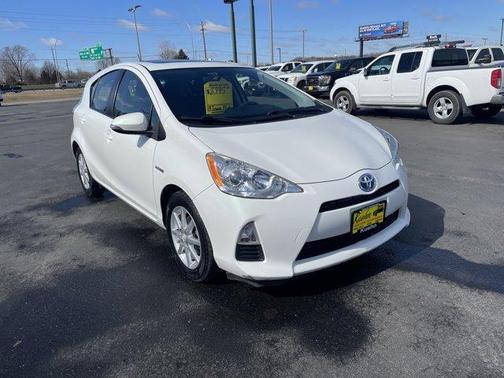2014 Toyota Prius c Two
