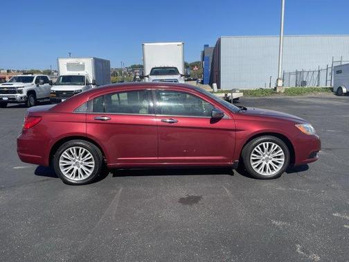 Deep Cherry Red Crystal Pearl 2011 Chrysler 200 Limited
