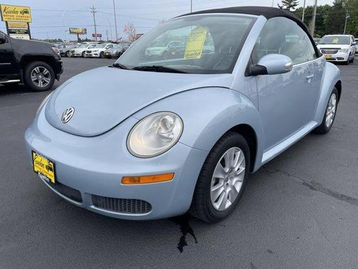 2009 Volkswagen New Beetle S