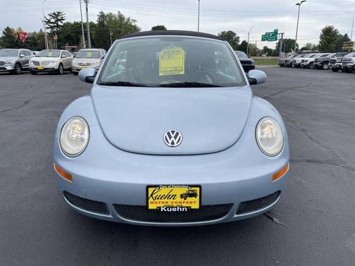 2009 Volkswagen New Beetle S