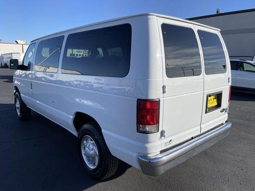 2012 Ford E350 Super Duty XLT