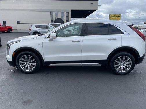 2019 Cadillac XT4 Premium Luxury
