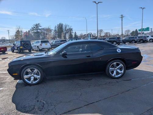 Black 2013 Dodge Challenger R/T Plus