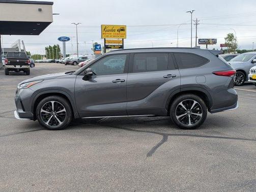 2021 Toyota Highlander XSE