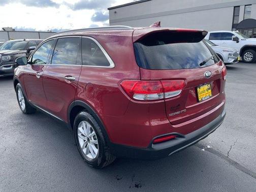 2018 Kia Sorento LX