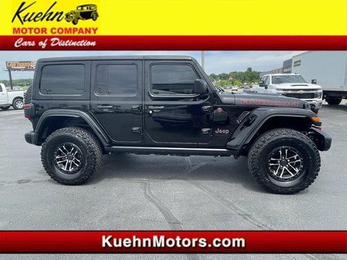 Black Clearcoat 2024 Jeep Wrangler Rubicon