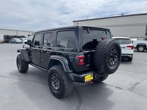 Black Clearcoat 2024 Jeep Wrangler Rubicon