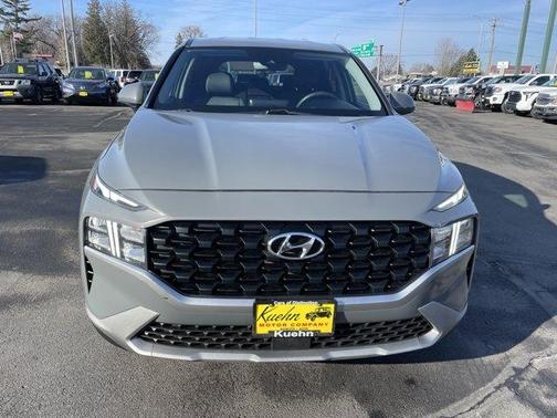 2021 Hyundai SANTA FE SE