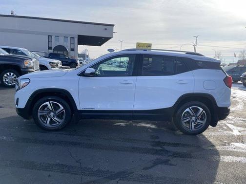 2021 GMC Terrain SLT