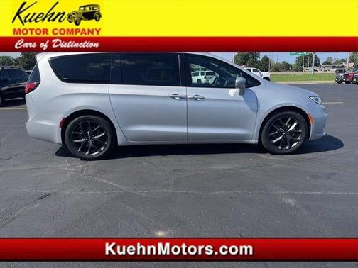 2022 Chrysler Pacifica Limited