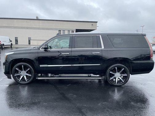 2016 Cadillac Escalade ESV Premium