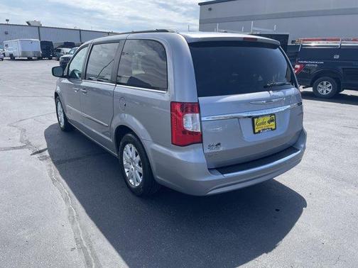 Billet Silver Metallic Clearcoat 2016 Chrysler Town & Country Touring