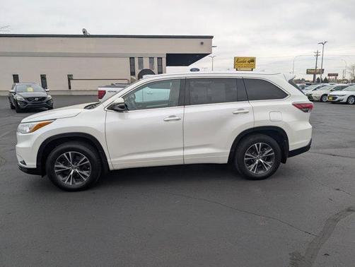 2016 Toyota Highlander XLE