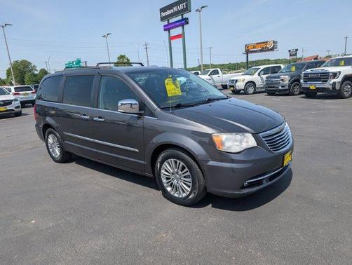 Granite Crystal Clearcoat Metallic 2016 Chrysler Town & Country Touring-L
