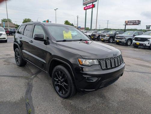 2017 Jeep Grand Cherokee Altitude