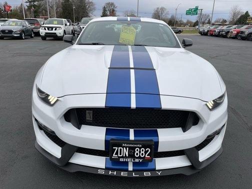 2017 Ford Shelby GT350 Base