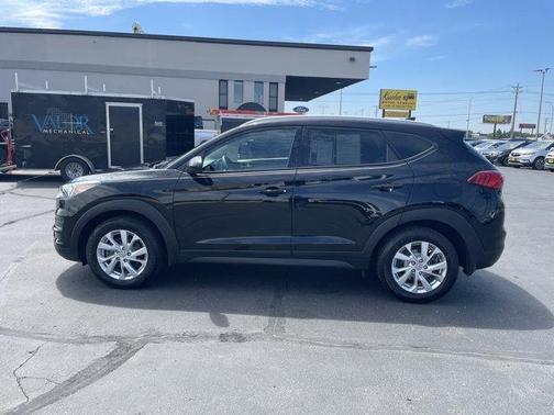 Black Noir Pearl 2020 Hyundai TUCSON Value