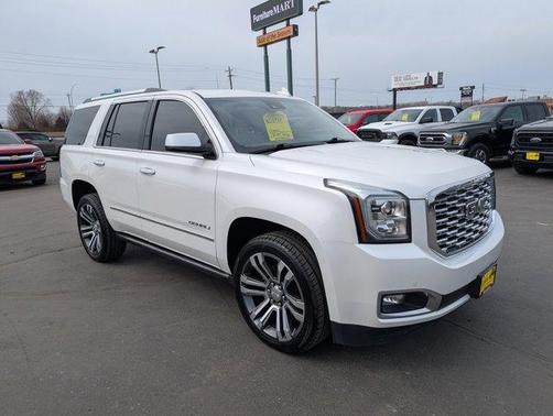 White Frost Tri-Coat 2018 GMC Yukon Denali
