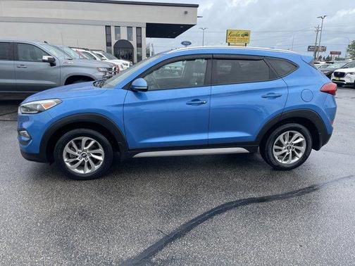 2017 Hyundai TUCSON SE Plus