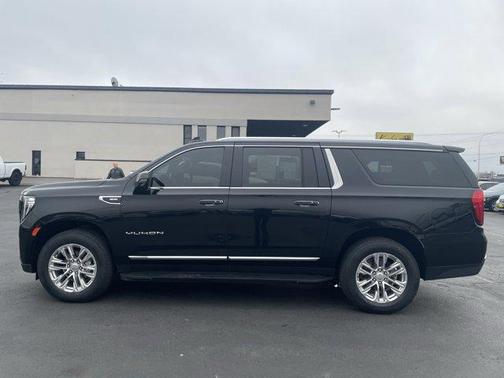 2021 GMC Yukon XL SLT