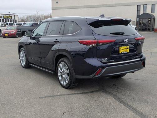 2022 Toyota Highlander Limited