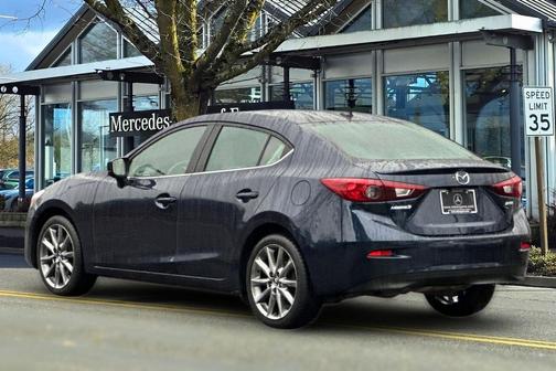 2018 Mazda Mazda3 Touring