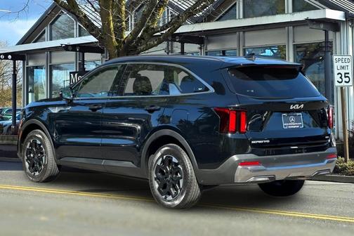 2024 Kia Sorento S