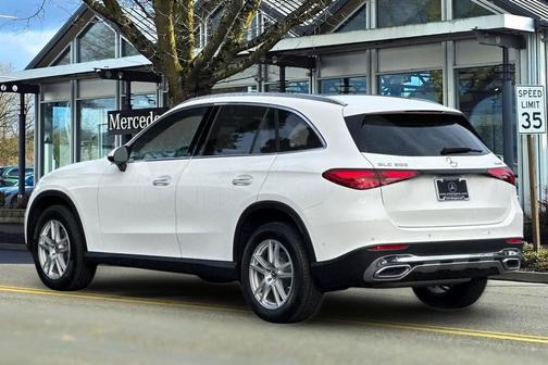 2025 Mercedes-Benz GLC 300 4MATIC