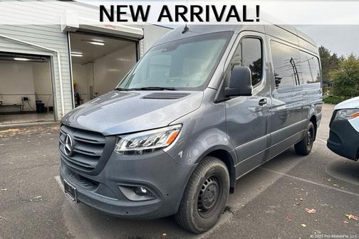 2023 Mercedes-Benz Sprinter 2500 Standard Roof