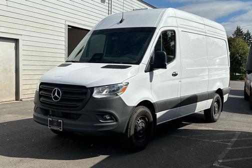2025 Mercedes-Benz Sprinter 2500 Standard Roof