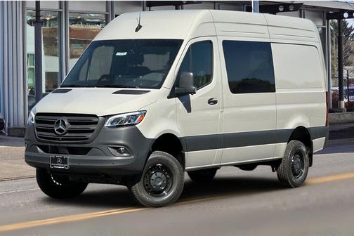 2025 Mercedes-Benz Sprinter 2500 Standard Roof