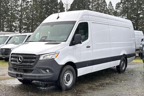 2025 Mercedes-Benz Sprinter 2500 High Roof