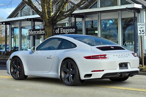 2018 Porsche 911 Carrera S
