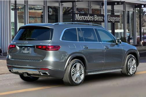 2025 Mercedes-Benz GLS 450 4MATIC