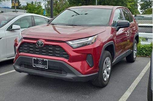 2023 Toyota RAV4 LE