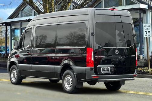 2019 Mercedes-Benz Sprinter 2500 Standard Roof