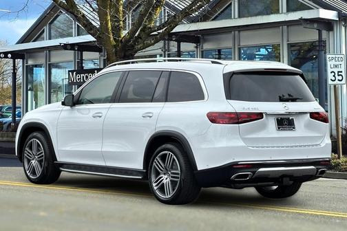 2025 Mercedes-Benz GLS 450 4MATIC